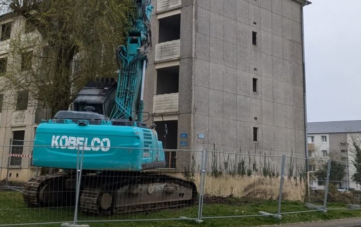 Lancement de la déconstruction à "Pont Féron"