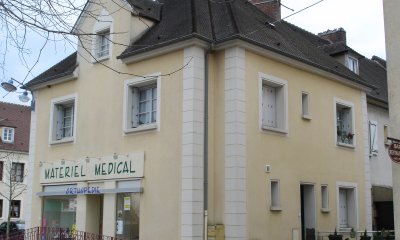 RUE DU 8 MAI 1945 TOUROUVRE