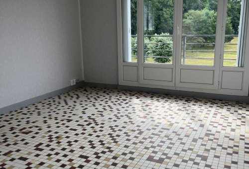 Appartement à L AIGLE