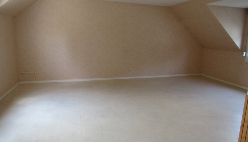 Appartement à SEES
