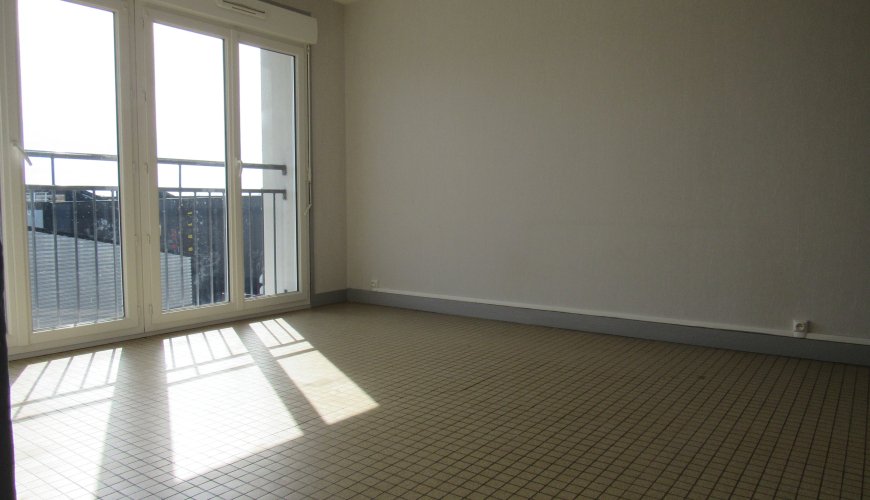 Appartement à L AIGLE