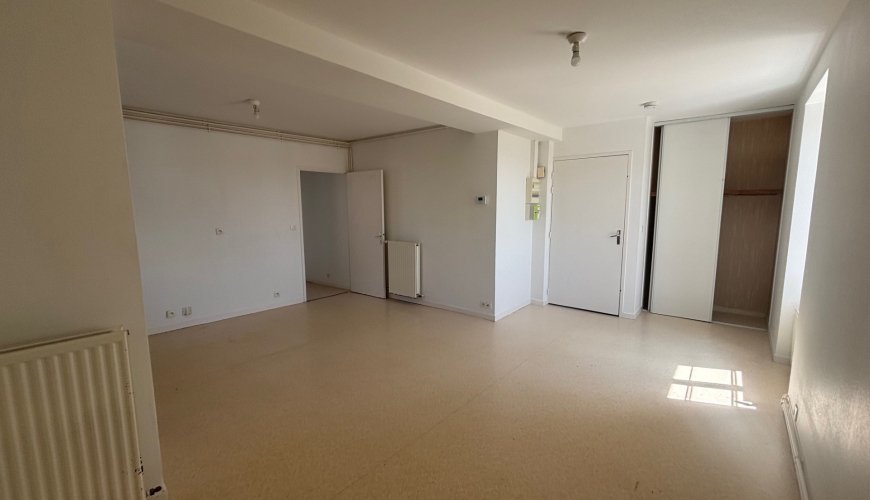 Appartement à BOUCE