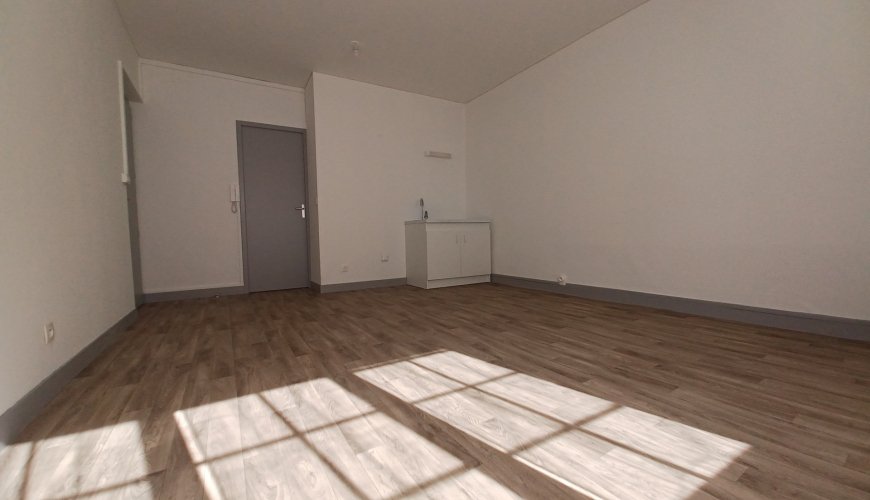 Appartement à L AIGLE
