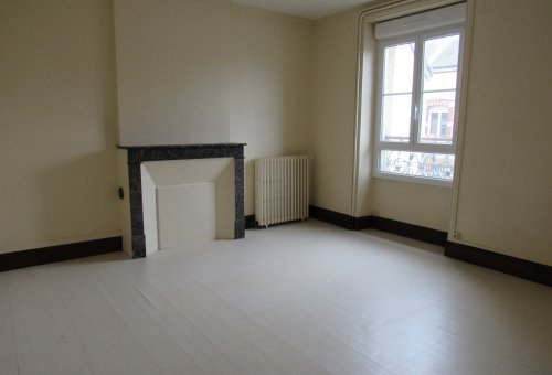 Appartement à NONANT-LE-PIN