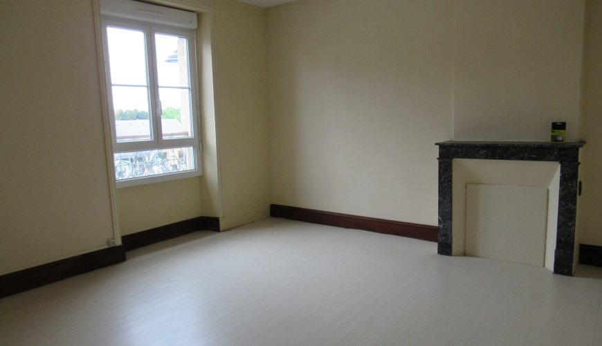 Appartement à NONANT-LE-PIN