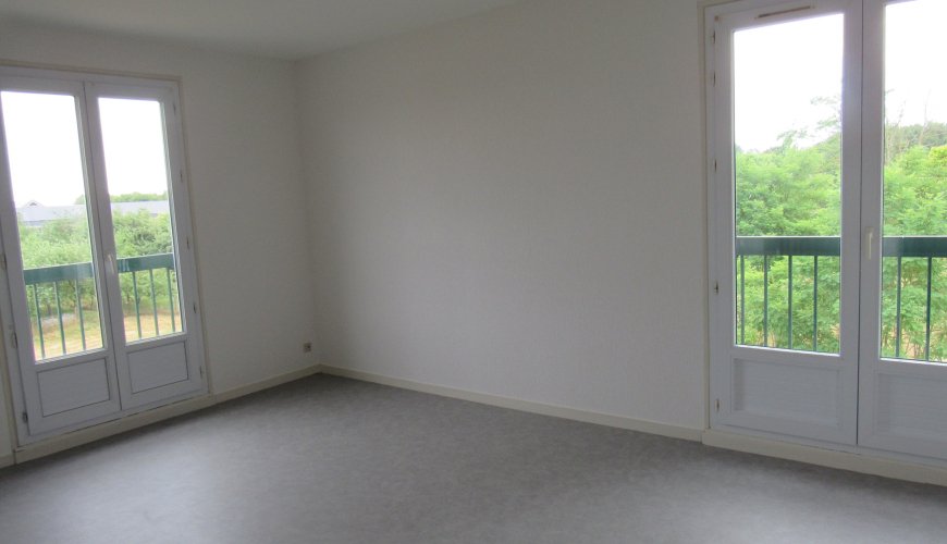 Appartement à SEES
