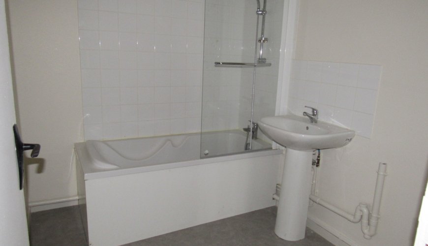 Appartement à SEES