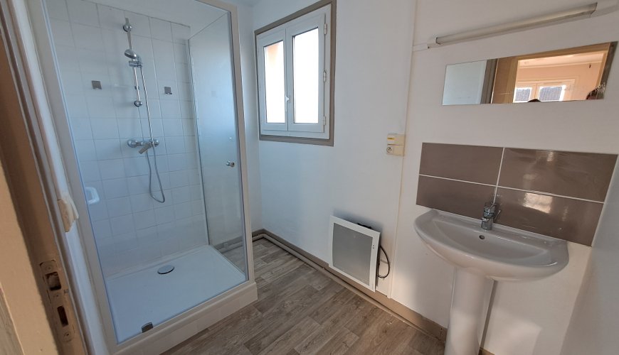 Appartement à SEES