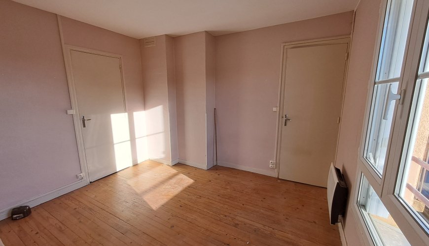 Appartement à SEES