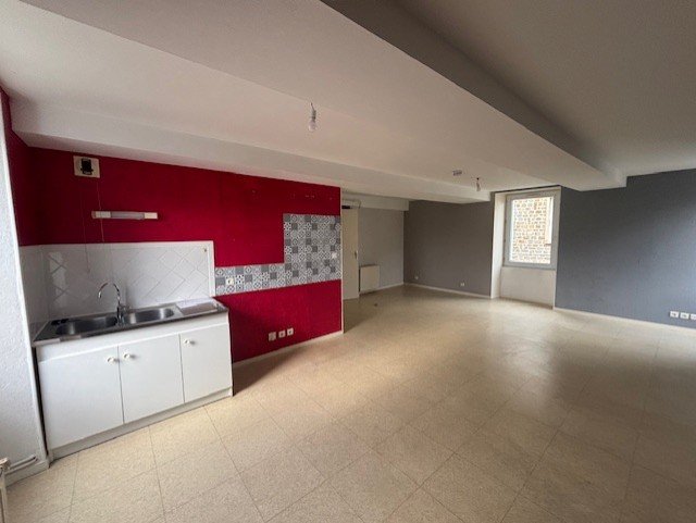 Appartement à LOUGE-SUR-MAIRE