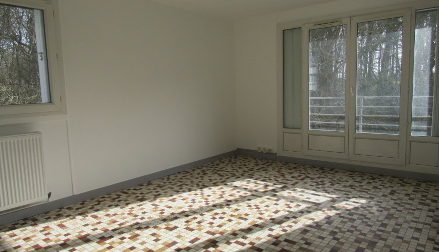 Appartement à L AIGLE