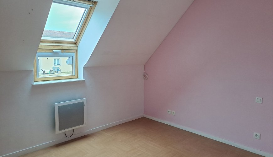 Maison à LA CHAPELLE-MONTLIGEON