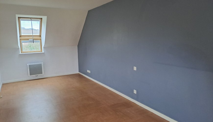 Maison à LA CHAPELLE-MONTLIGEON