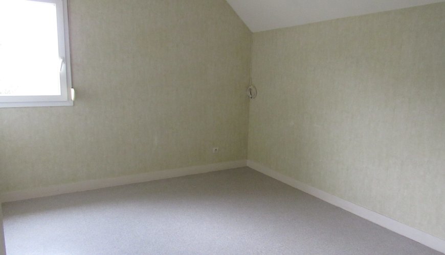 Maison à SAINT-LANGIS-LES-MORTAGNE