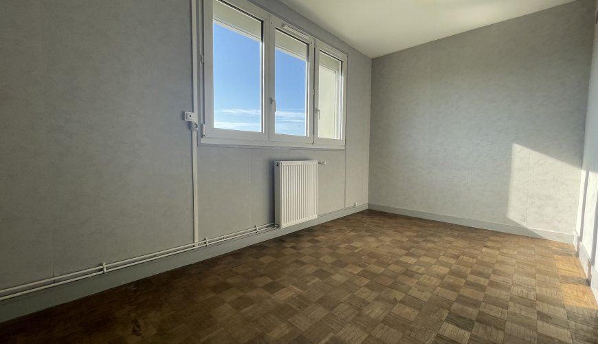 Appartement à L AIGLE