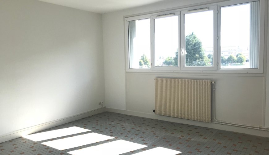 Appartement à L AIGLE