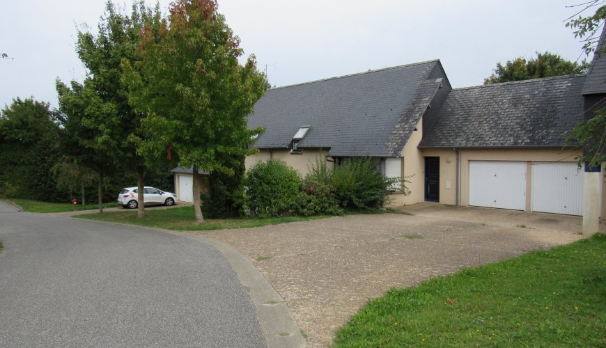 Maison à SAINT-HILAIRE-LE-CHATEL