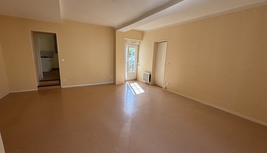 Appartement à ECOUCHE LES VALLEES