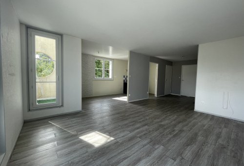 Appartement à L AIGLE
