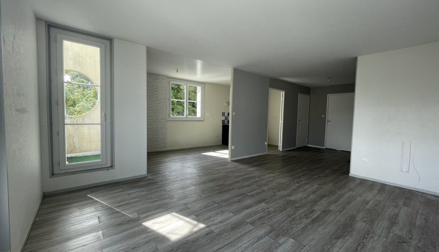 Appartement à L AIGLE