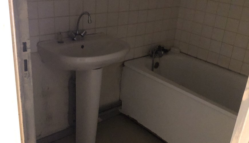 vente-maison-individuelle-t4-couterne-salle-de-bain-orne-habitat