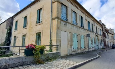 MAISON PLIVARD ECOUCHE